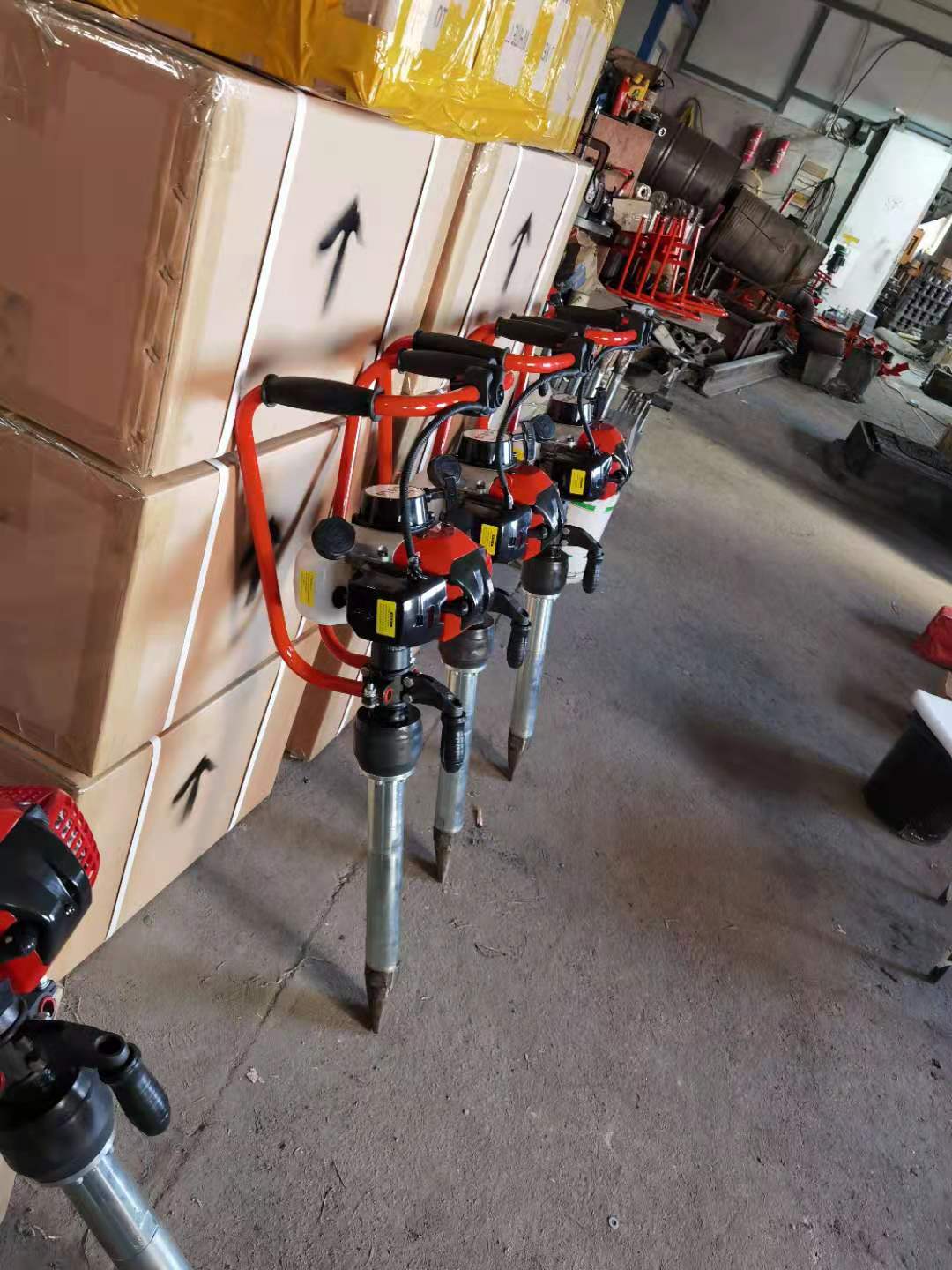 ND-4型手提式(shi)内燃搗固鎬