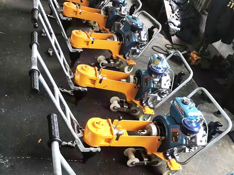 NLB-300型單(dan)頭内燃螺栓扳手(shou)