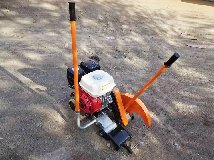 NQG-6.5II型内燃鋼軌鋸軌(gui)機