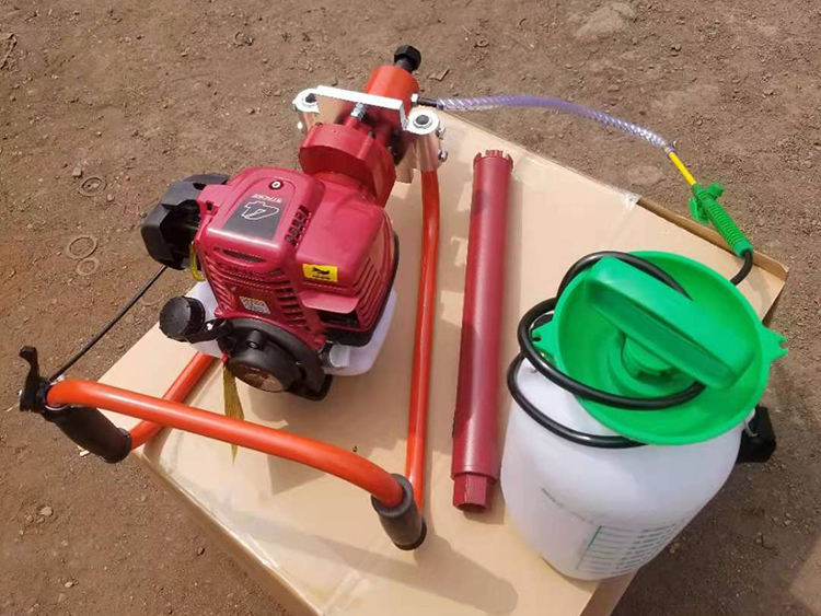 NLQ-45型内(nèi)燃砼枕螺(luo)栓鑽取機(ji)