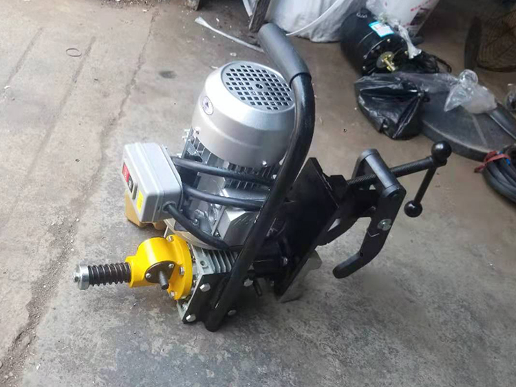 DZG-31型電(dian)動空心鋼(gang)軌鑽孔機(ji)