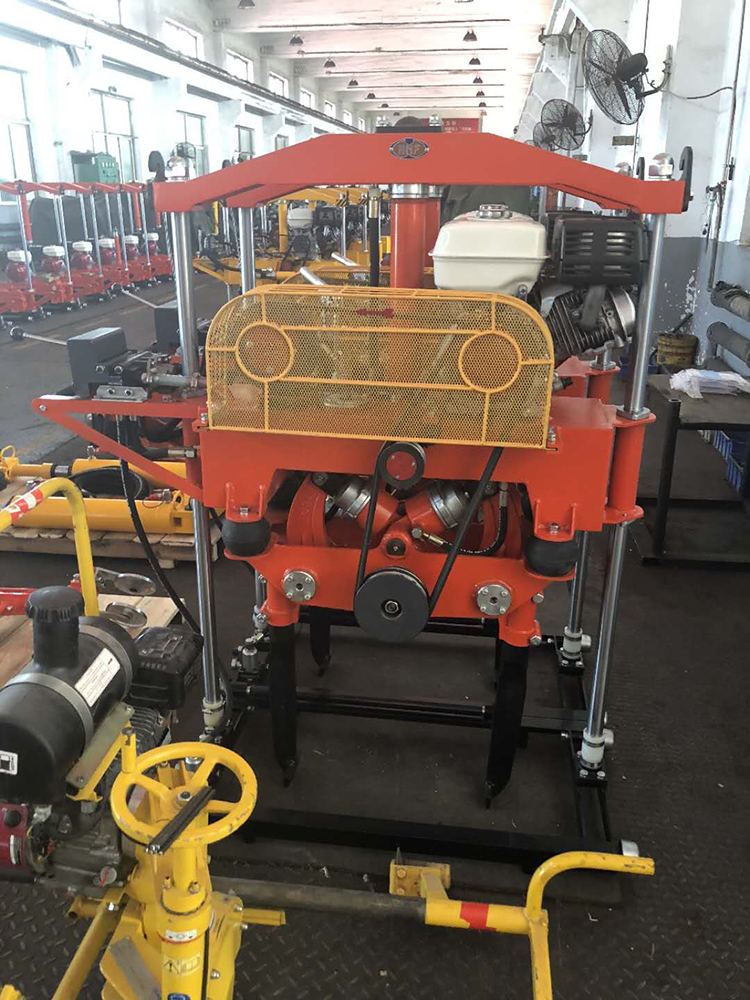 YCD-4型液壓(yā)道岔搗(dǎo)固機