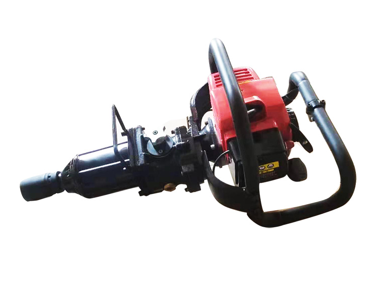 NLB-550型手(shǒu)提式内(nèi)燃螺栓(shuan)扳手